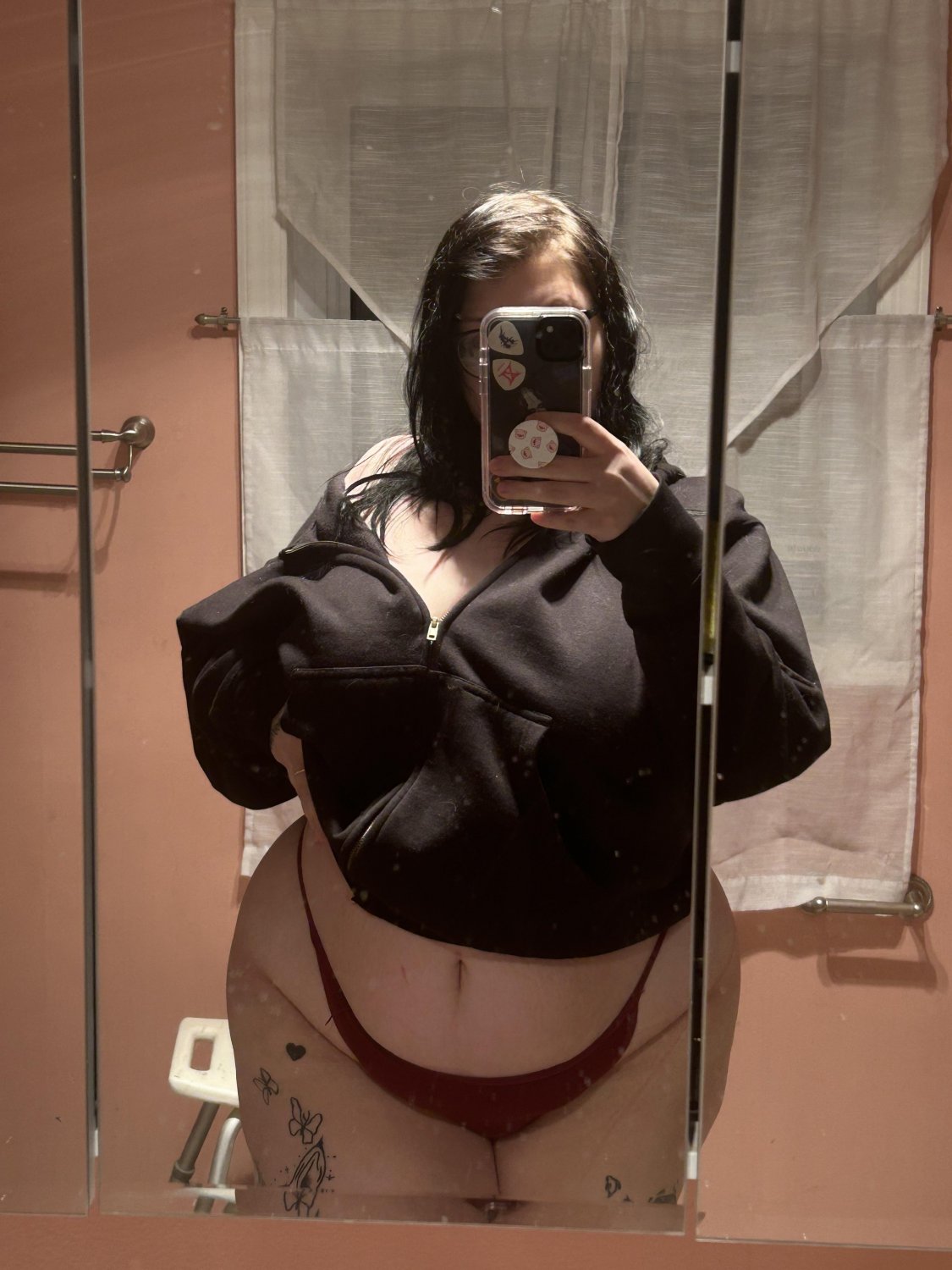 A fucking great fat woman with a big meaty heat #NH9XlP18